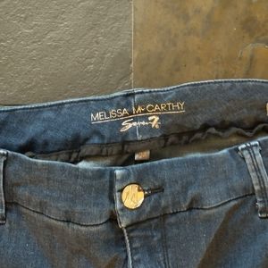 Melissa McCarthy boot-cut jeans